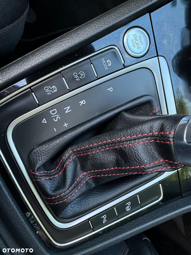 Volkswagen Golf 2.0 TSI GTI 35 DSG - 14