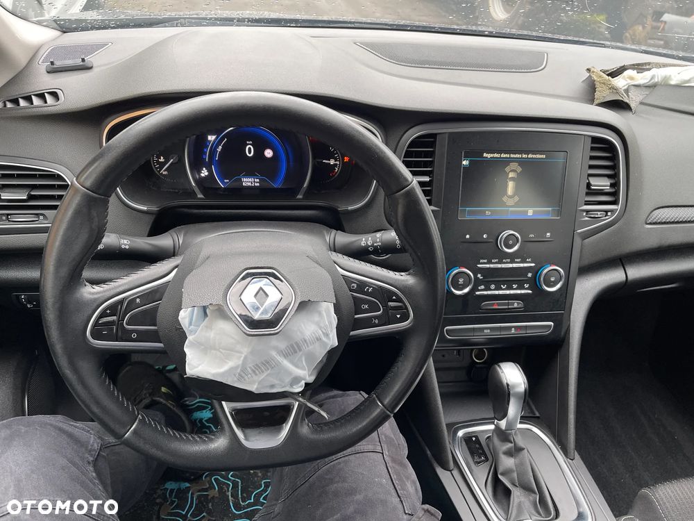 Renault Megane BLUE dCi 115 EDC INTENS - 9