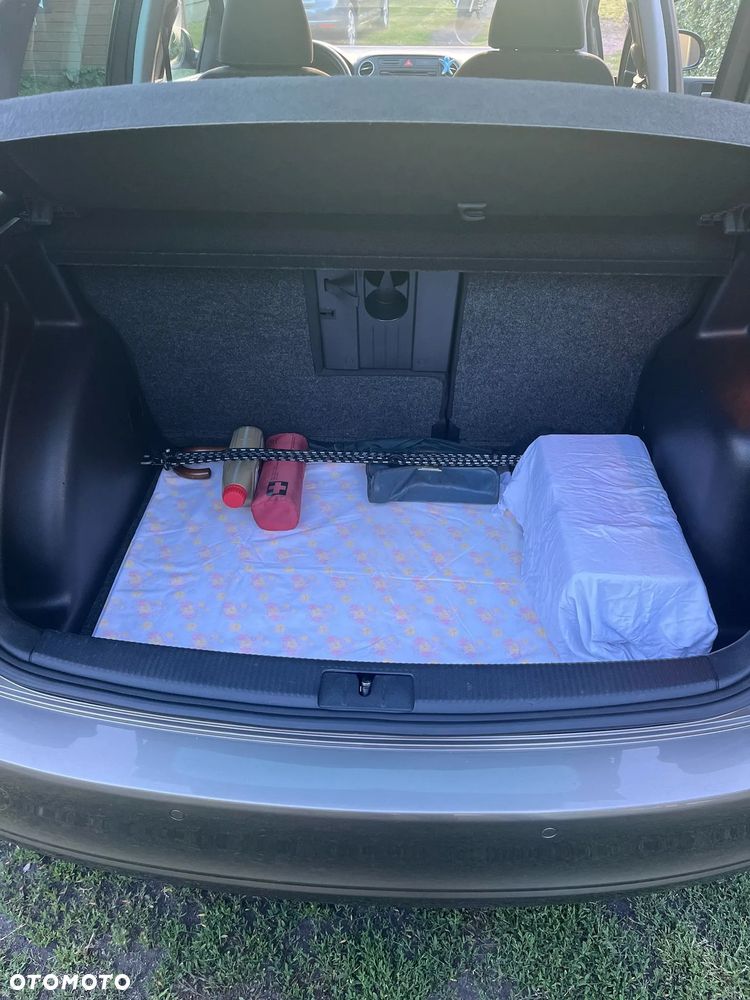 Volkswagen Golf Plus - 10