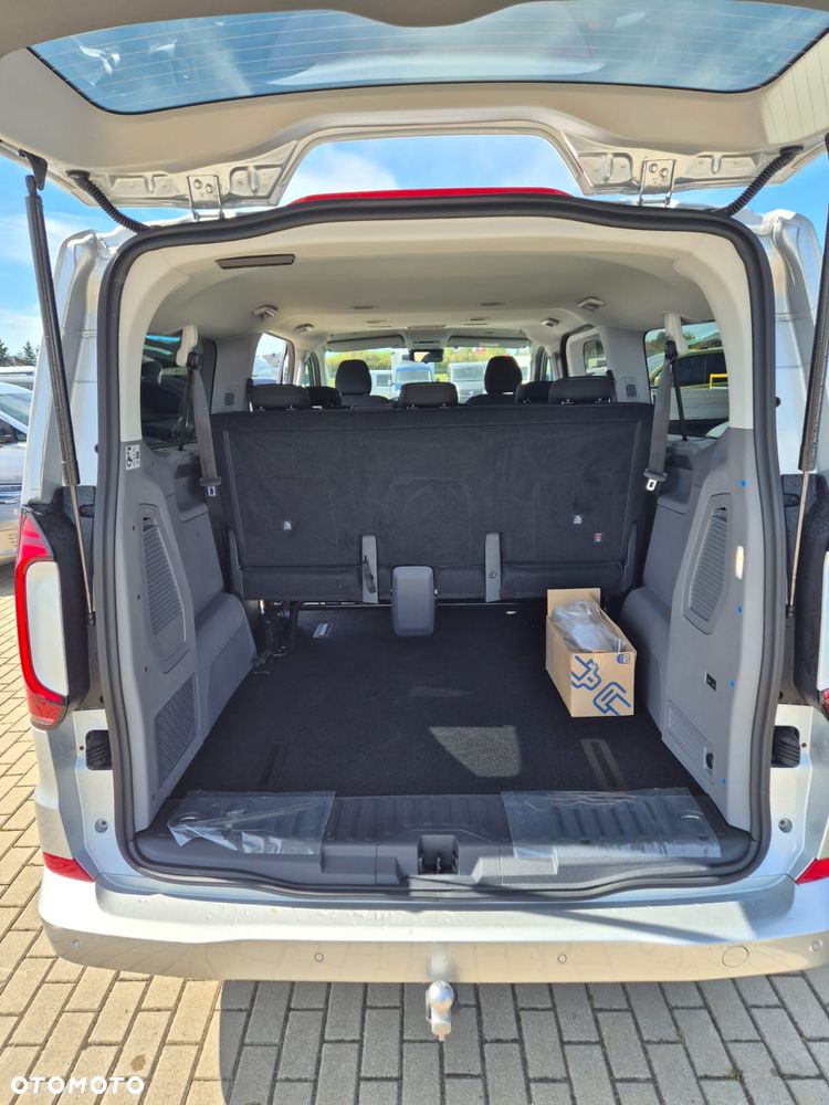 Volkswagen CARAVELLE - 13