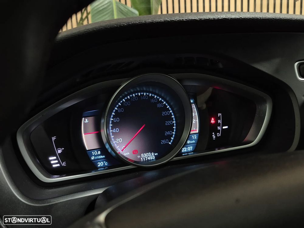 Volvo V40 Cross Country 1.6 D2 Momentum Powershift - 12