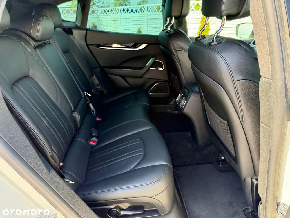 Maserati Levante S Q4 - 22
