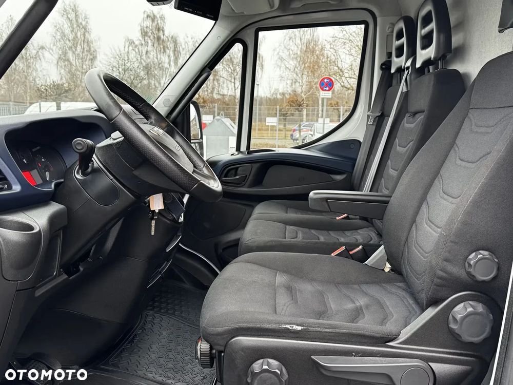 Iveco 72C18 70C18 Kontener Napojówka Otwierane Boki Niski przebieg Hi-Matic 70-180 72-180 - 3