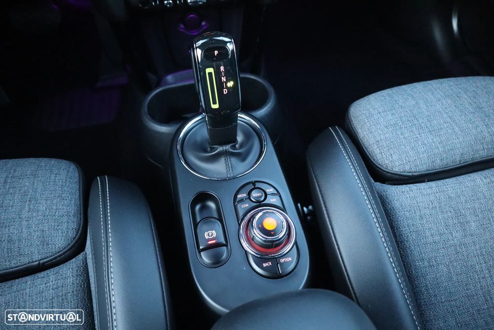 MINI 3 Portas Cooper SE - 27