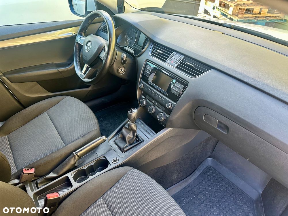 Skoda Octavia 1.6 TDI Ambition - 15