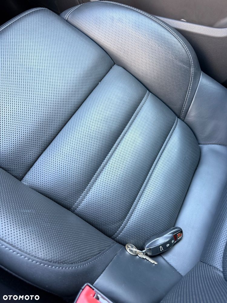 Porsche Macan Standard - 24