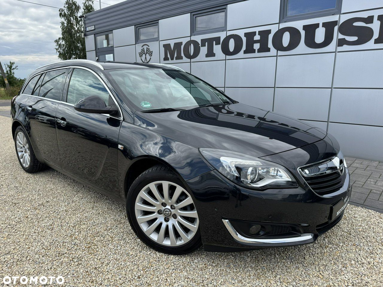 Opel Insignia - 1