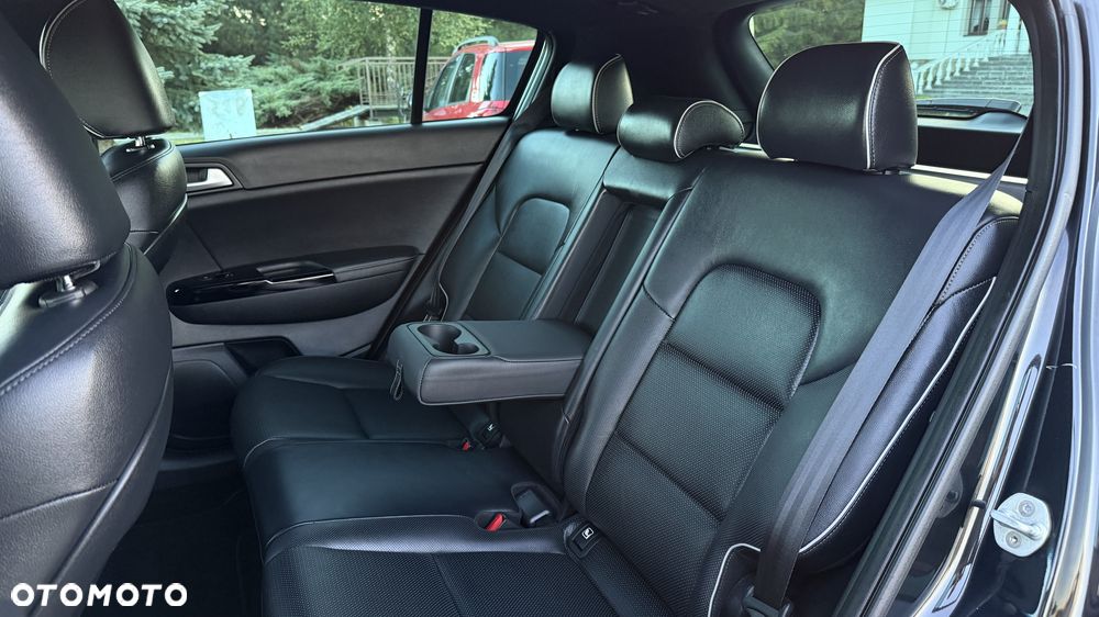 Kia Sportage 2.0 CRDI L AWD - 37
