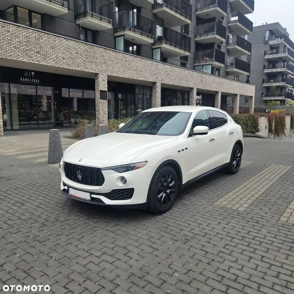 Maserati Levante - 1