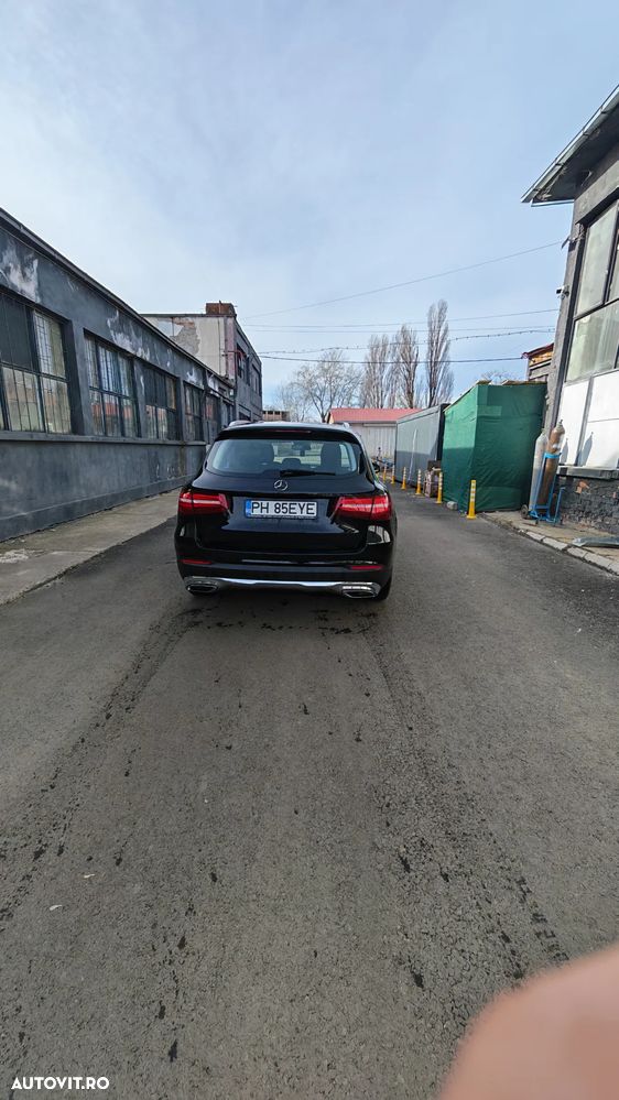 Mercedes-Benz GLC 220 d 4Matic 9G-TRONIC - 5