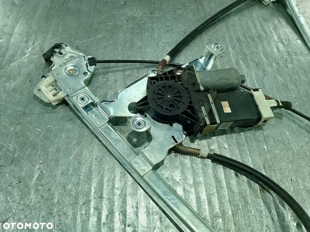 PODNOŚNIK SZYBY PRAWY PRZÓD SKODA OCTAVIA I 101312-XXX - 2