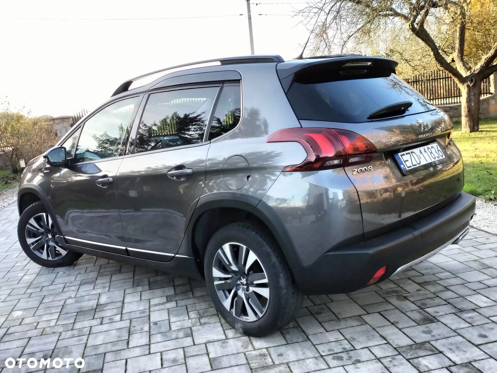 Peugeot 2008 PureTech 110 Stop&Start GT-Line Edition - 4