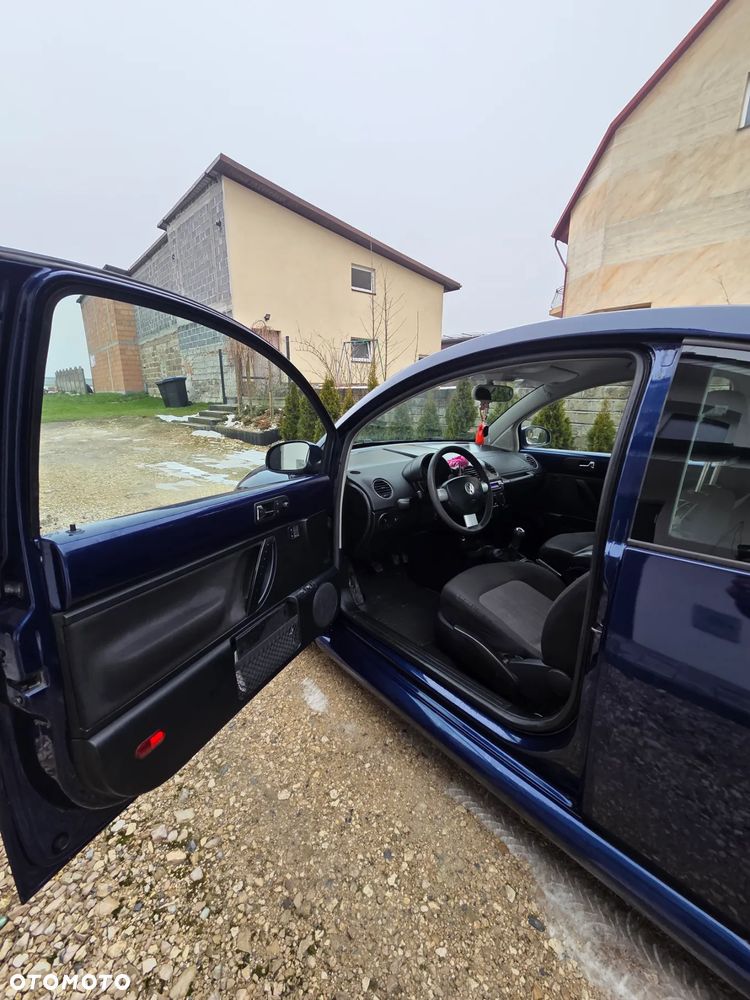 Volkswagen New Beetle 1.9 TDI - 10