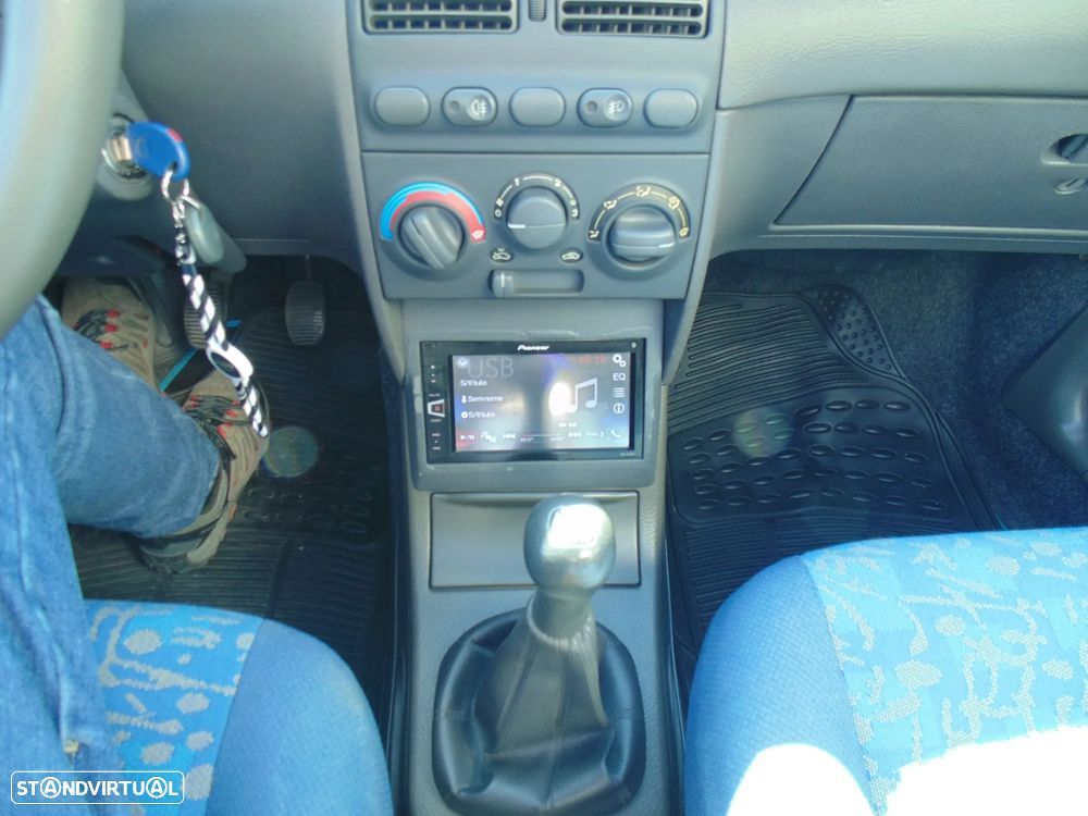 Fiat Punto Cabrio 85 16V ELX - 31