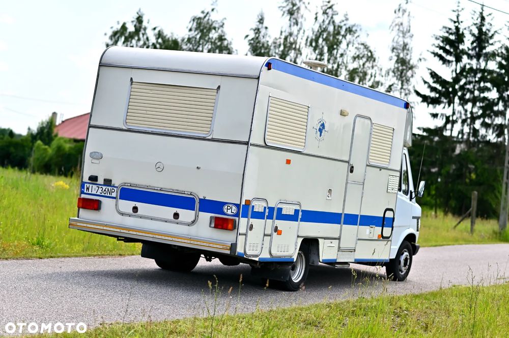 Mercedes-Benz 409D - 5