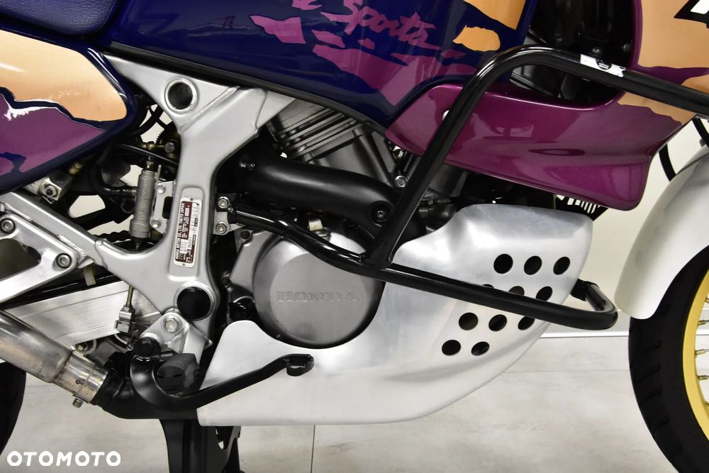 Honda XRV - 28