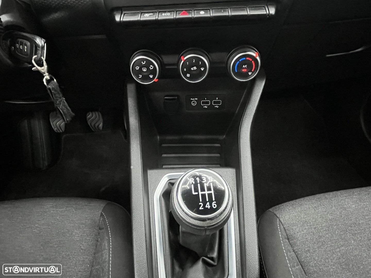 Renault Clio - 19