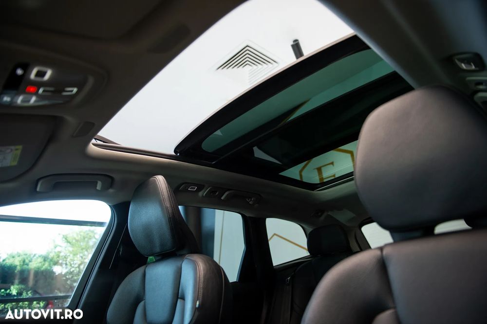 Volvo XC 60 Recharge T6 Twin Engine eAWD Inscription Expression - 16