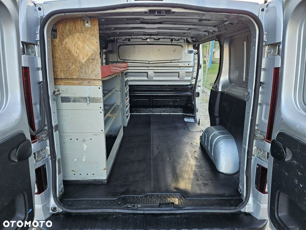 Renault Trafic - 15