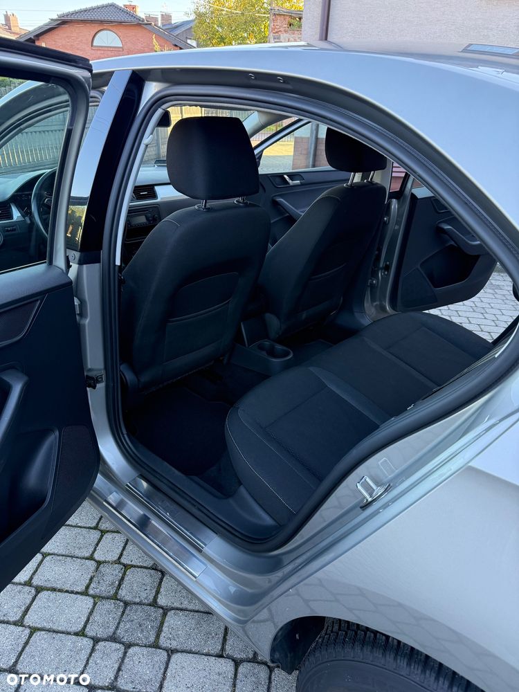 Skoda RAPID - 8
