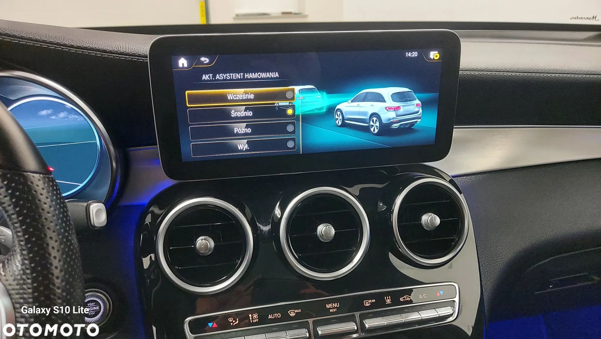 Mercedes-Benz GLC 300 d 4Matic 9G-TRONIC AMG Line Plus - 33