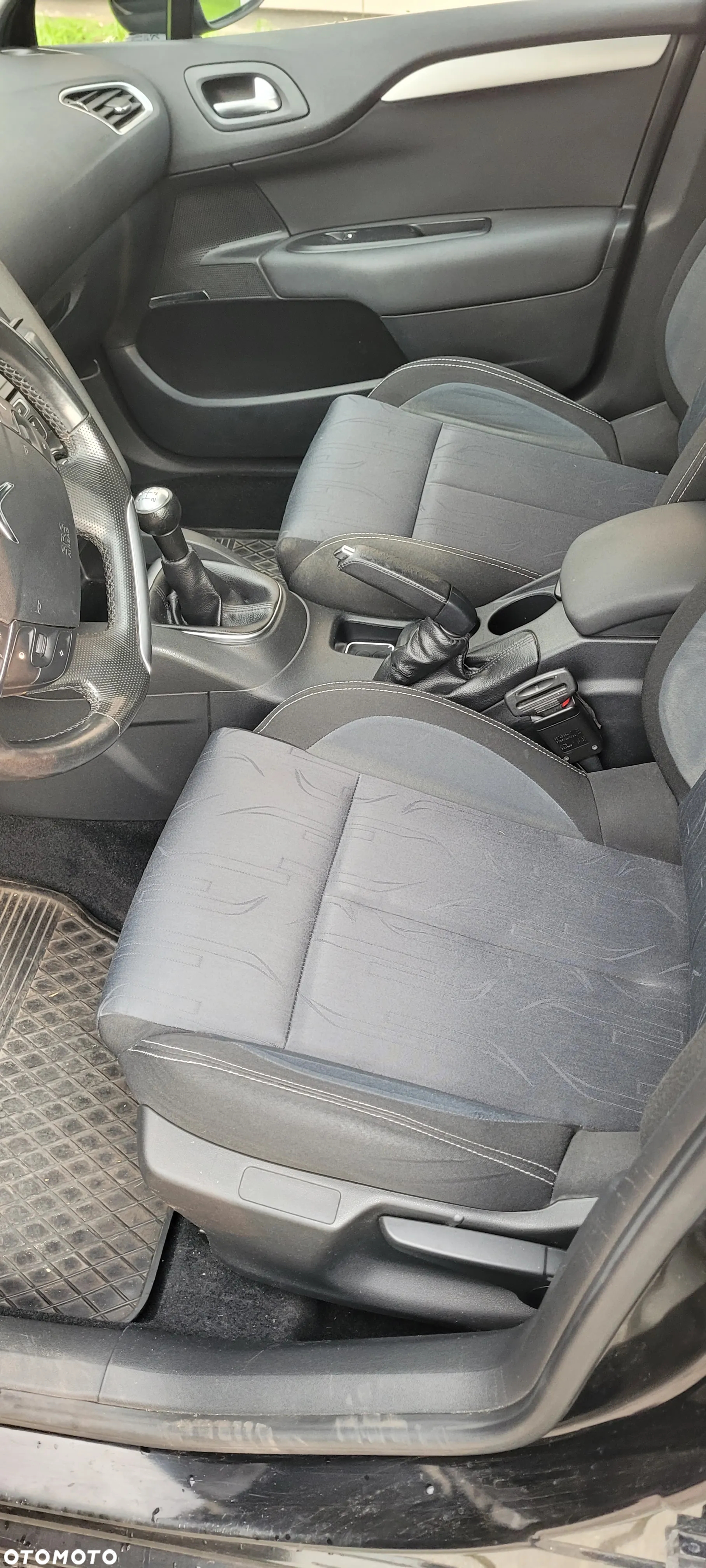 Citroën C4 - 11