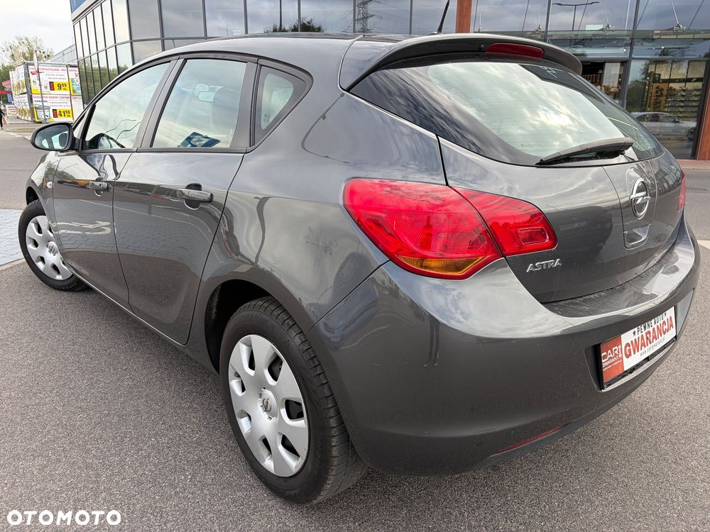 Opel Astra - 6