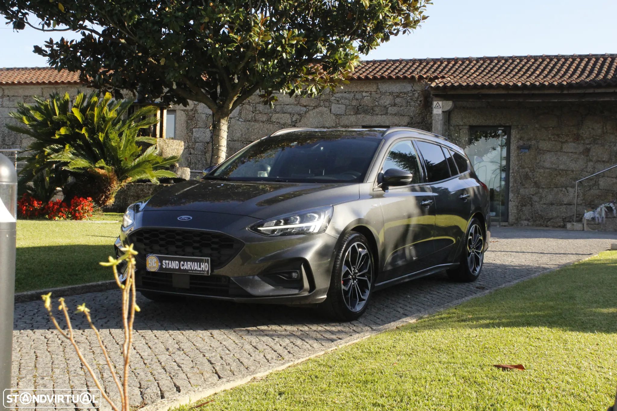 Ford Focus 1.0 EcoBoost MHEV ST-Line - 1