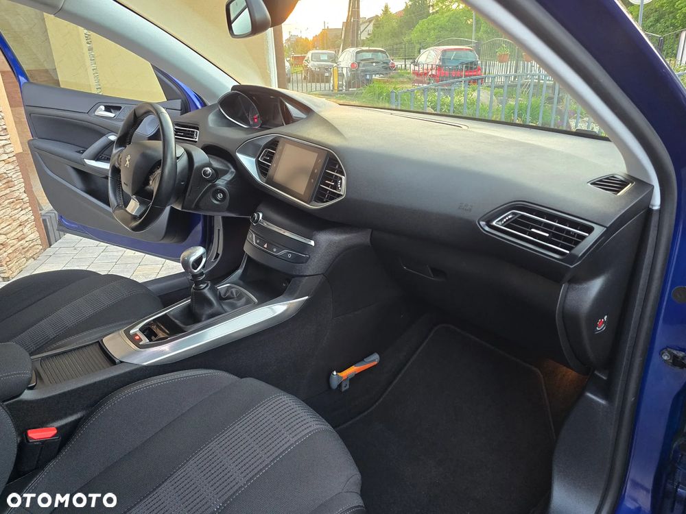 Peugeot 308 BlueHDi 120 Stop & Start Allure - 27