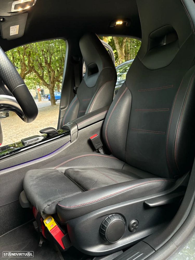 Mercedes-Benz A 250 e AMG Line - 8