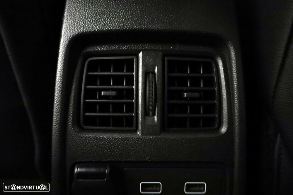 Renault Captur 1.0 TCe Techno Bi-Fuel - 25