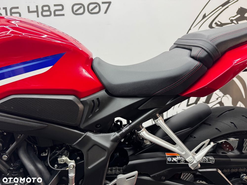 Honda CBR - 17