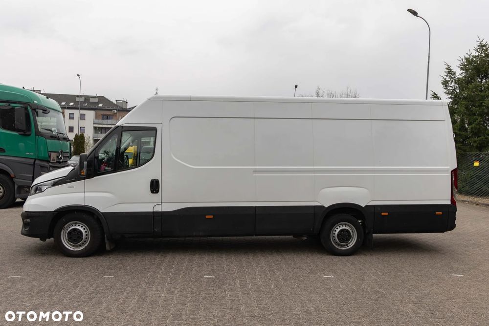 Iveco 35S16 - 14