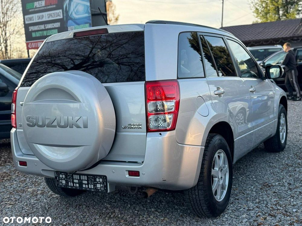 Suzuki Grand Vitara - 4