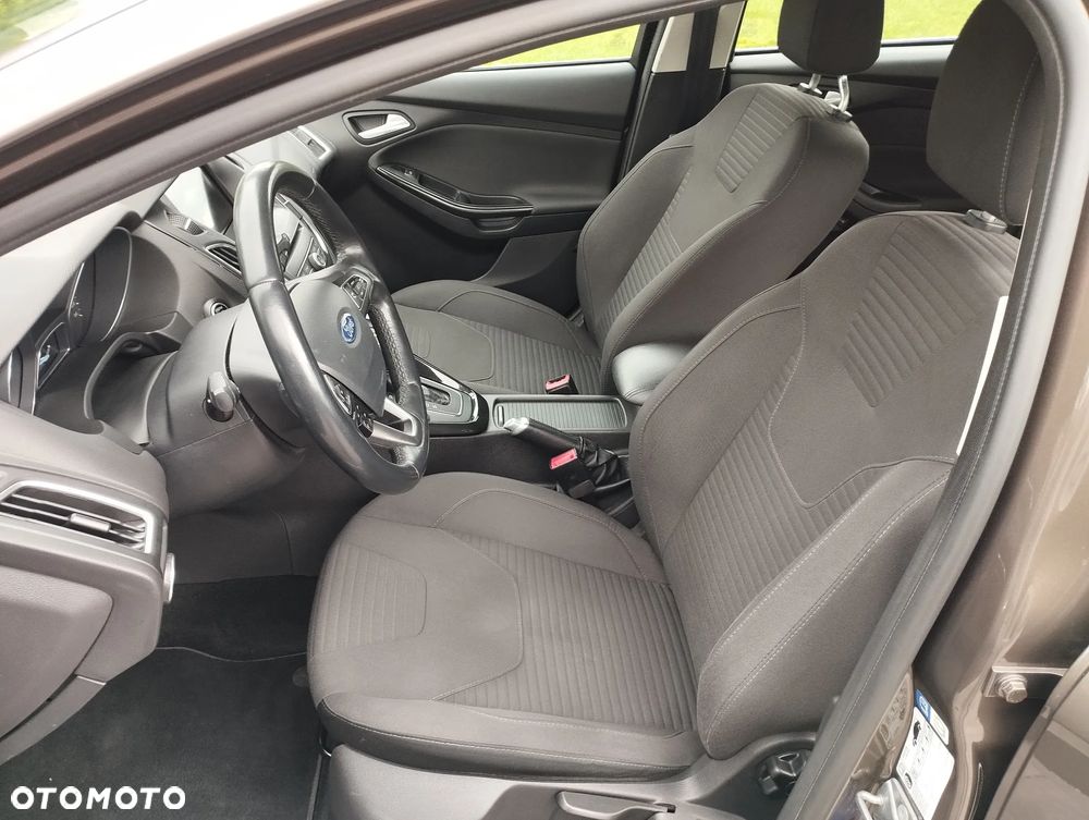 Ford Focus - 17