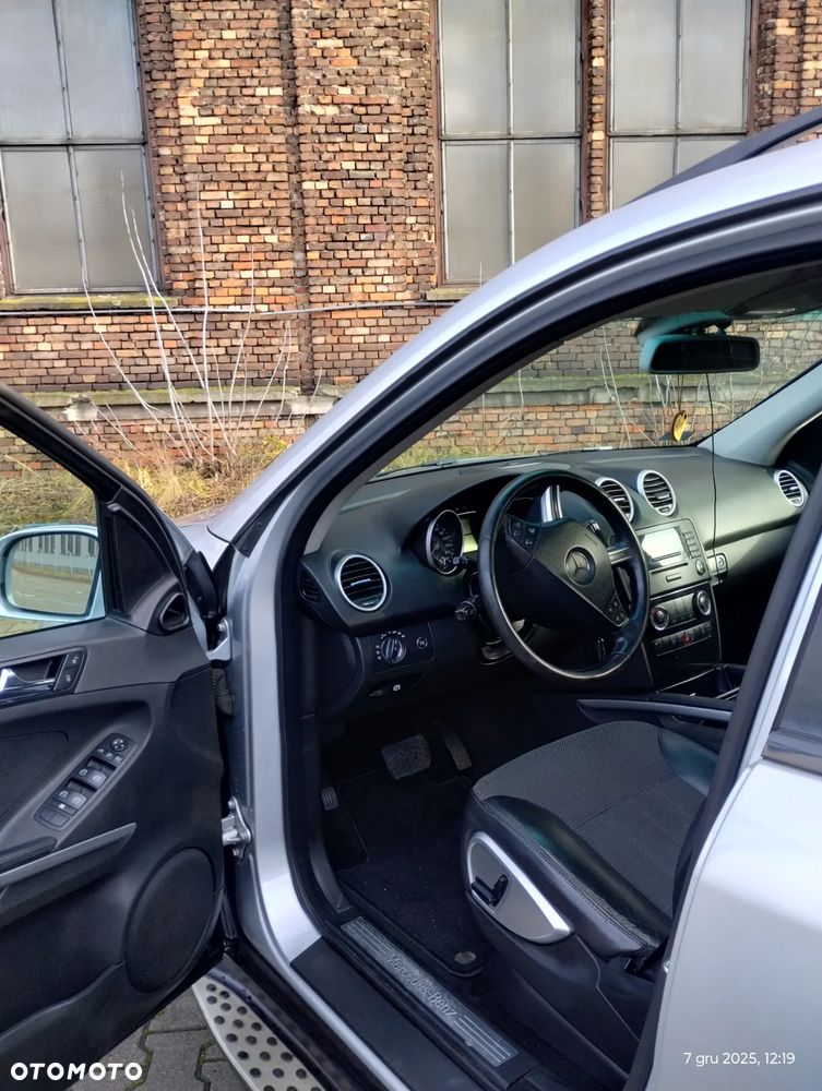 Mercedes-Benz ML - 9