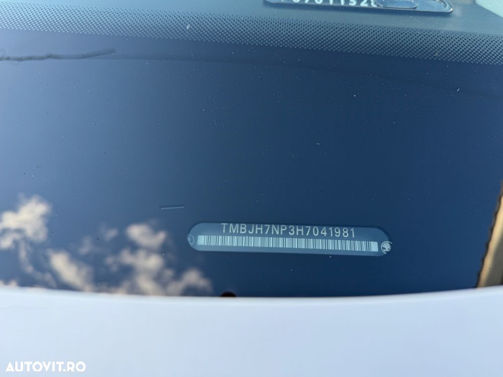 Skoda Superb 2.0 TDI DSG Active - 7