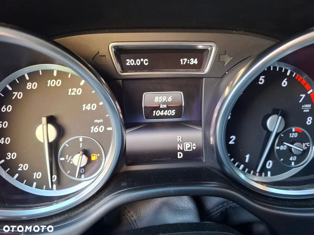 Mercedes-Benz ML - 12