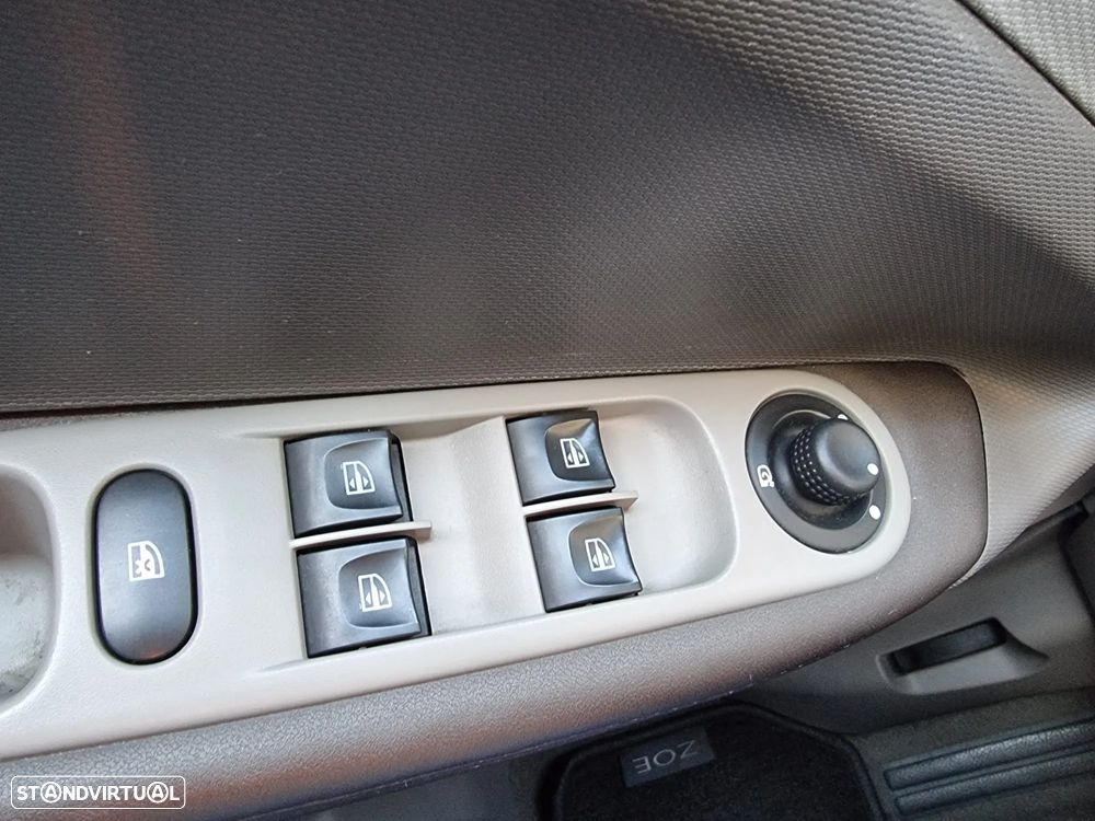 Renault Zoe (c/ Bateria) Bose 40 - 18