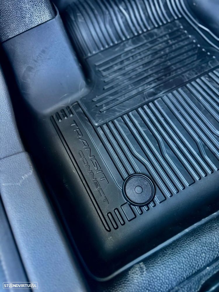 Ford Transit Connect - 14