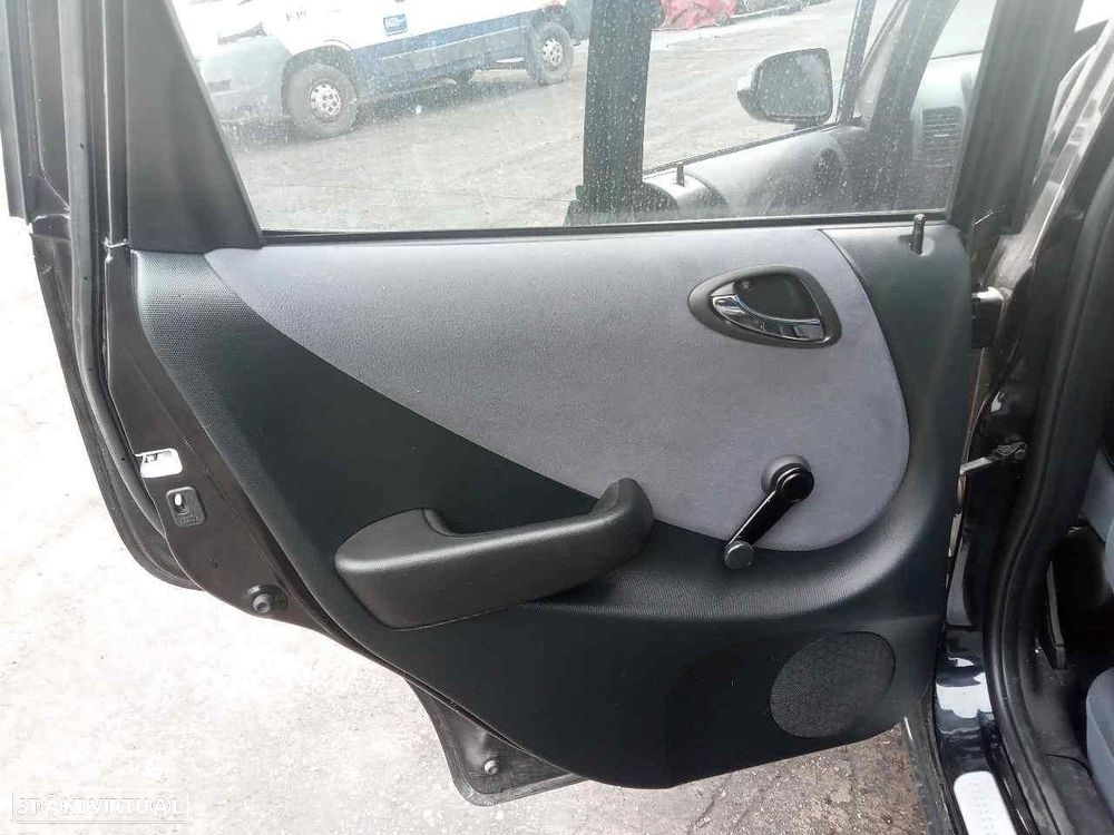 FORRA DA PORTA TRASEIRA ESQUERDA HONDA JAZZ GD15 - 1
