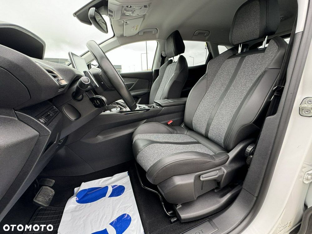 Peugeot 3008 PureTech 130 Stop & Start GPF EAT8 Allure Pack - 19