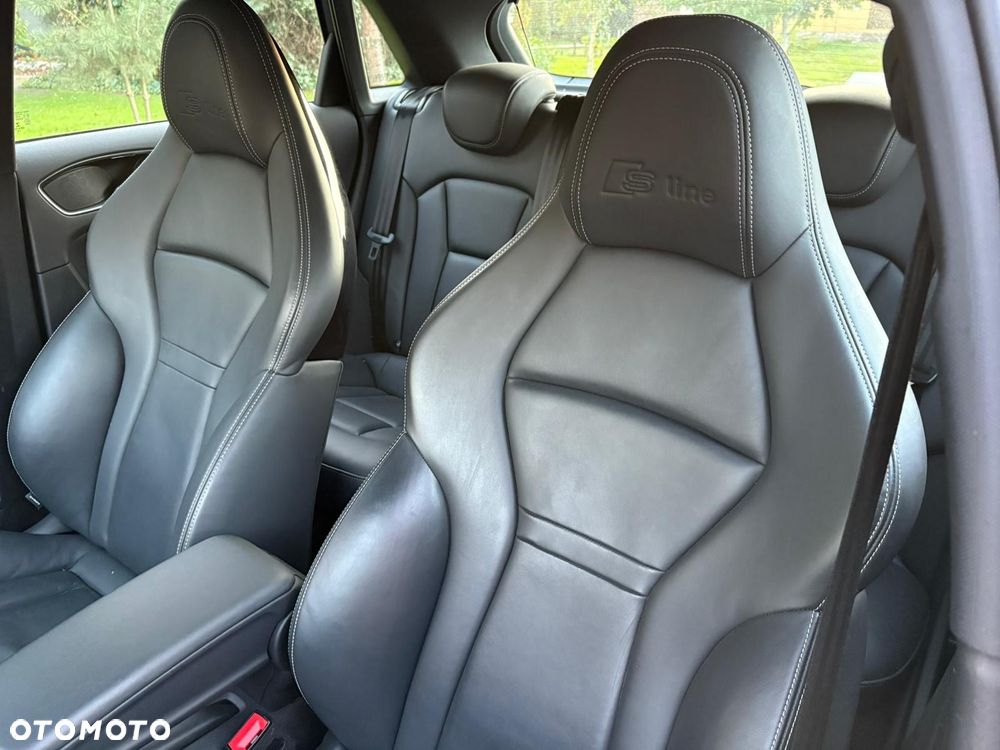 Audi A1 Sportback 1.8 TFSI S tronic sport - 17