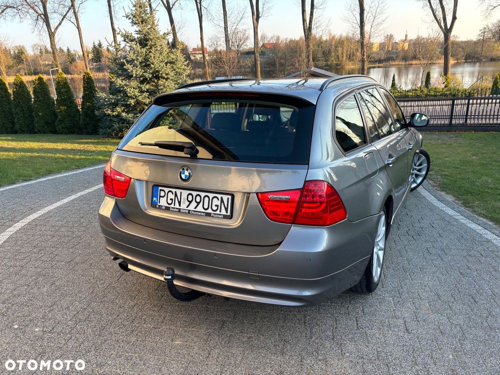 BMW Seria 3 318d DPF Edition Lifestyle - 36