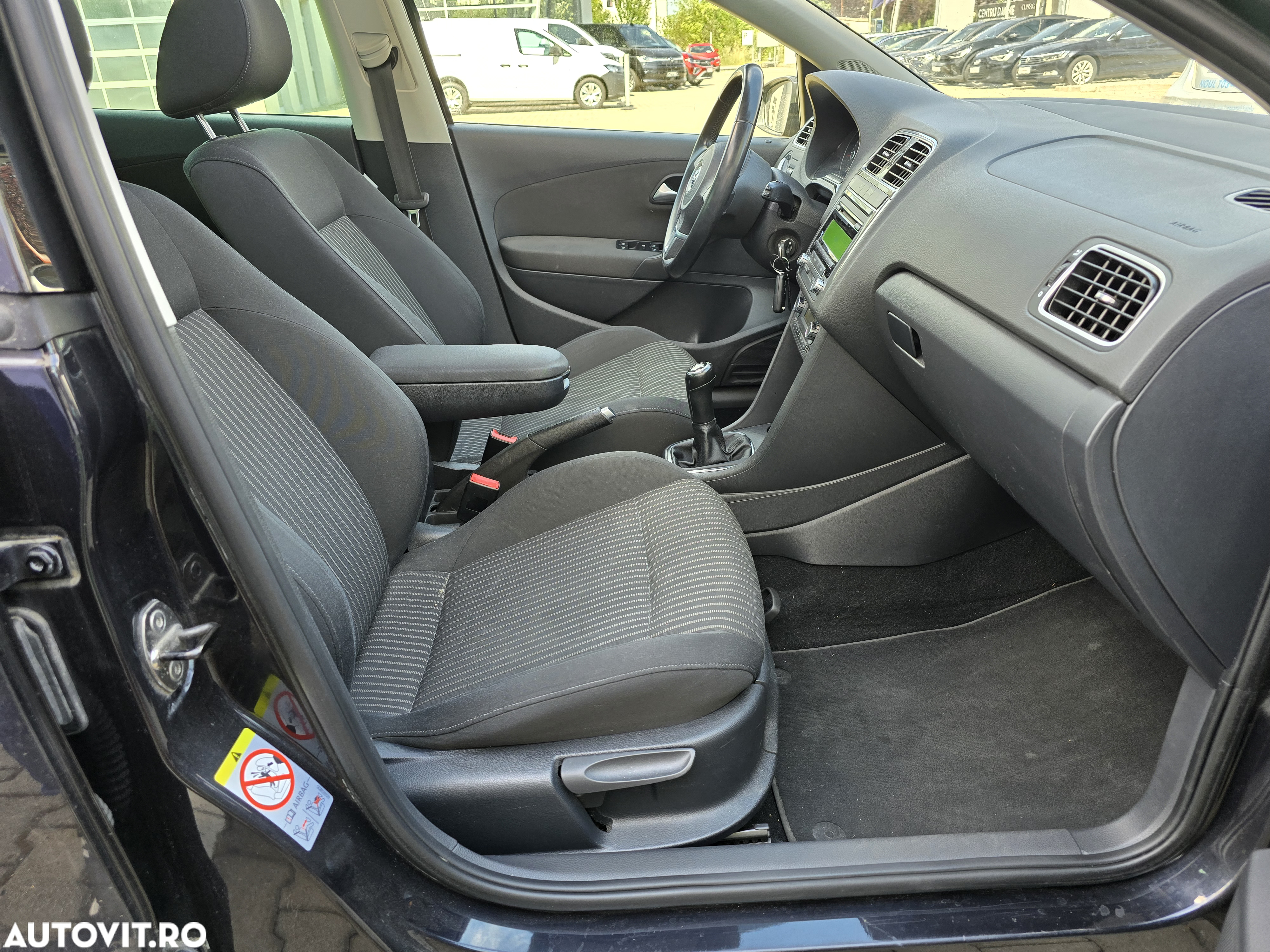 Volkswagen Polo 1.6 TDI Black/Silver Edition - 10