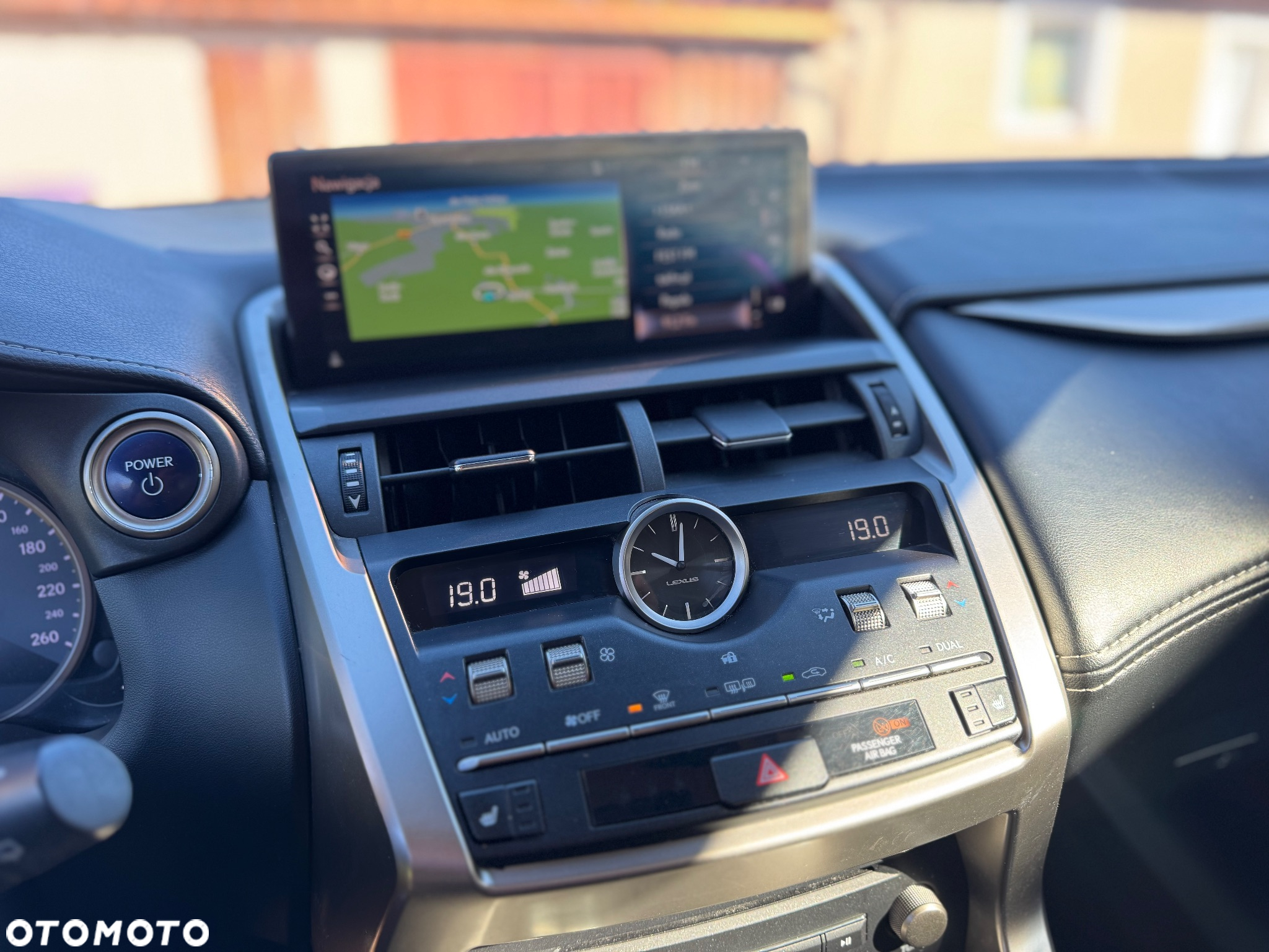 Lexus NX 350h F Sport AWD - 25