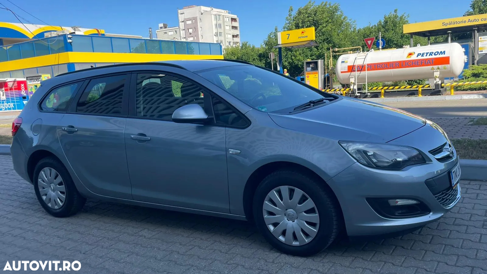 Opel Astra - 2
