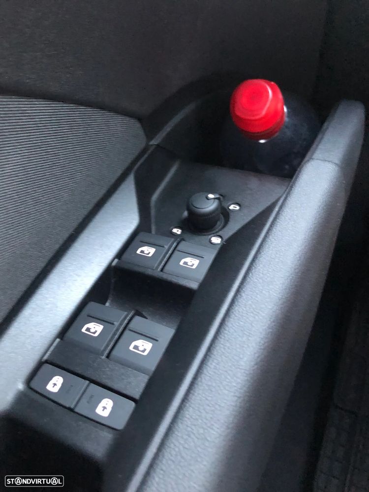 Audi Q4 e-tron 40 - 6
