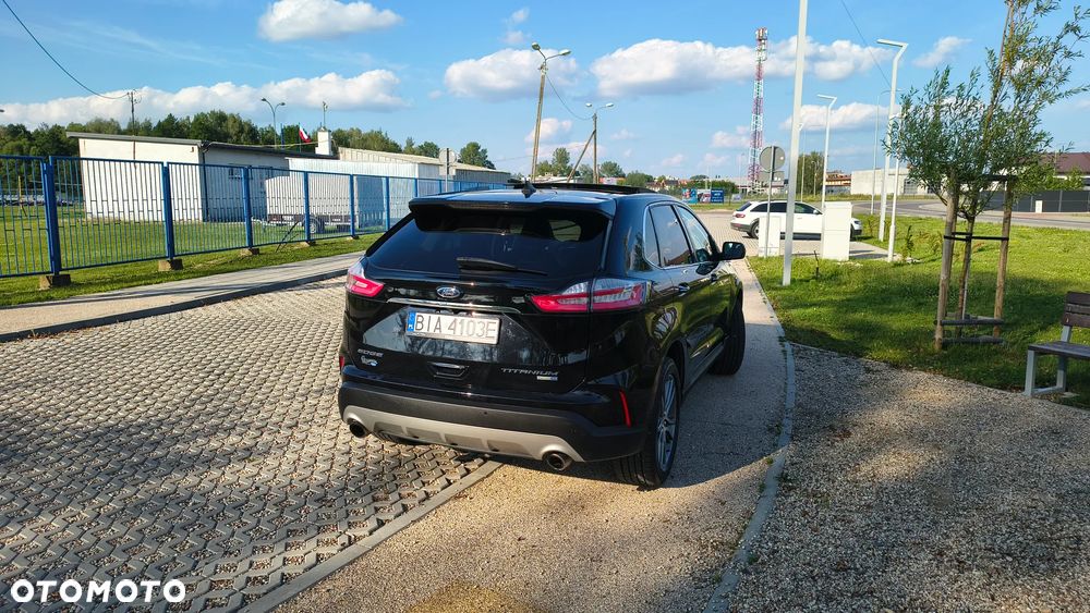 Ford Edge - 8