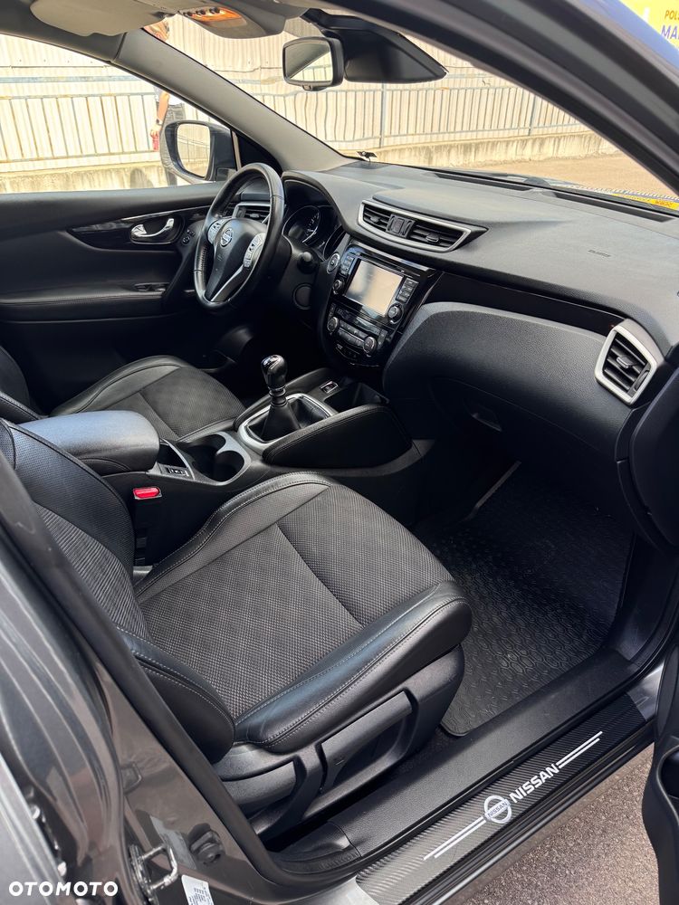 Nissan Qashqai 1.2 DIG-T Tekna EU6 - 13